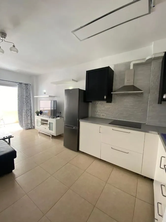 Apartamento En Los Cristianos - Free Wifi